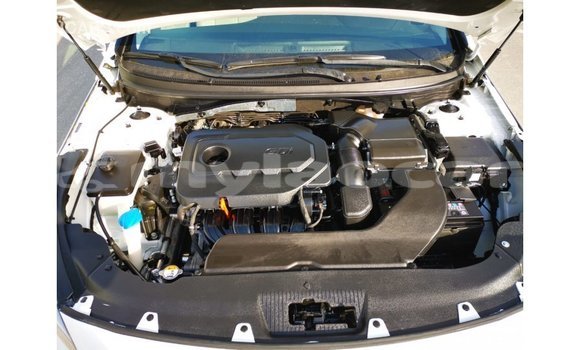Buy Import Hyundai Sonata White Car in Import - Dubai in Attapeu Province Buy Import Hyundai Sonata White Car in Import - Dubai in Attapeu Province
