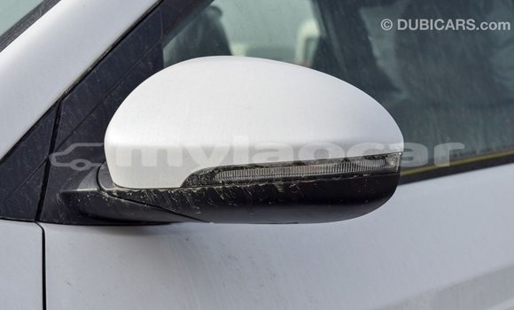 Buy Import Hyundai Tucson White Car in Import - Dubai in Attapeu Province Buy Import Hyundai Tucson White Car in Import - Dubai in Attapeu Province