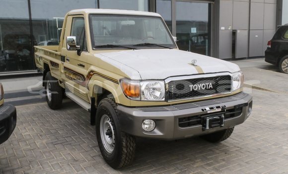 ຊື້ ການ ນຳ ເຂົ້າ Toyota Land Cruiser Beige ລົດ ໃນ Import - Dubai ໃນ Attapeu Province ຊື້ ການ ນຳ ເຂົ້າ Toyota Land Cruiser Beige ລົດ ໃນ Import - Dubai ໃນ Attapeu Province