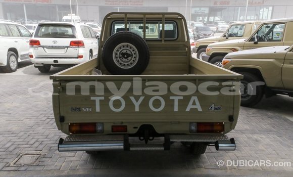 ຊື້ ການ ນຳ ເຂົ້າ Toyota Land Cruiser Beige ລົດ ໃນ Import - Dubai ໃນ Attapeu Province ຊື້ ການ ນຳ ເຂົ້າ Toyota Land Cruiser Beige ລົດ ໃນ Import - Dubai ໃນ Attapeu Province