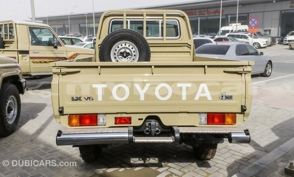 ຊື້ ການ ນຳ ເຂົ້າ Toyota Land Cruiser Beige ລົດ ໃນ Import - Dubai ໃນ Attapeu Province ຊື້ ການ ນຳ ເຂົ້າ Toyota Land Cruiser Beige ລົດ ໃນ Import - Dubai ໃນ Attapeu Province
