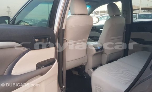 Buy Import Toyota Highlander Other Car in Import - Dubai in Attapeu Province Buy Import Toyota Highlander Other Car in Import - Dubai in Attapeu Province