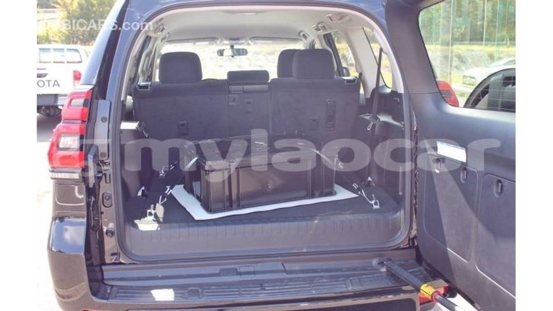 Big with watermark toyota hilux attapeu province import dubai 3026