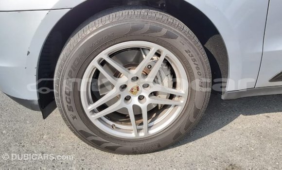 Buy Import Porsche Macan Other Car in Import - Dubai in Attapeu Province Buy Import Porsche Macan Other Car in Import - Dubai in Attapeu Province