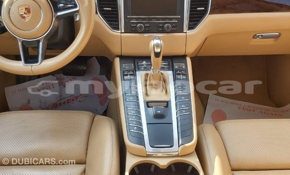 Buy Import Porsche Macan Other Car in Import - Dubai in Attapeu Province Buy Import Porsche Macan Other Car in Import - Dubai in Attapeu Province