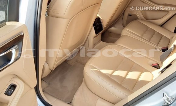 Buy Import Porsche Macan Other Car in Import - Dubai in Attapeu Province Buy Import Porsche Macan Other Car in Import - Dubai in Attapeu Province