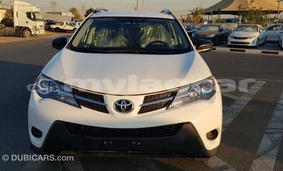 Buy Import Toyota RAV4 White Car in Import - Dubai in Attapeu Province Buy Import Toyota RAV4 White Car in Import - Dubai in Attapeu Province