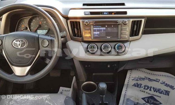 Buy Import Toyota RAV4 White Car in Import - Dubai in Attapeu Province Buy Import Toyota RAV4 White Car in Import - Dubai in Attapeu Province