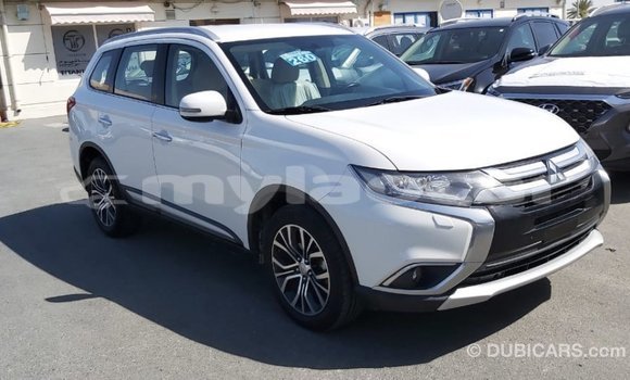 Buy Import Mitsubishi Outlander White Car in Import - Dubai in Attapeu Province Buy Import Mitsubishi Outlander White Car in Import - Dubai in Attapeu Province
