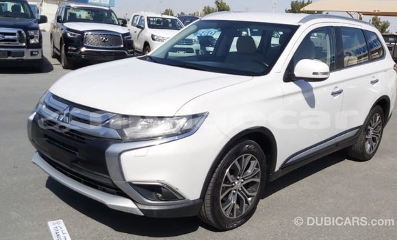 Buy Import Mitsubishi Outlander White Car in Import - Dubai in Attapeu Province Buy Import Mitsubishi Outlander White Car in Import - Dubai in Attapeu Province