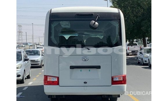 Buy Import Toyota Coaster White Car in Import - Dubai in Attapeu Province Buy Import Toyota Coaster White Car in Import - Dubai in Attapeu Province