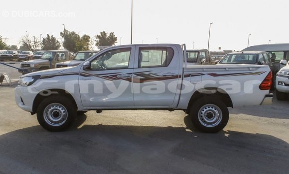 Buy Import Toyota Hilux White Car in Import - Dubai in Attapeu Province Buy Import Toyota Hilux White Car in Import - Dubai in Attapeu Province