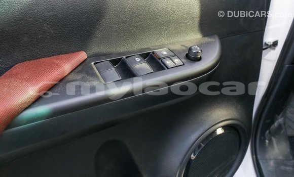 Buy Import Toyota Hilux White Car in Import - Dubai in Attapeu Province Buy Import Toyota Hilux White Car in Import - Dubai in Attapeu Province