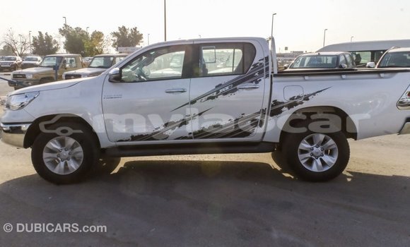 Buy Import Toyota Hilux White Car in Import - Dubai in Attapeu Province Buy Import Toyota Hilux White Car in Import - Dubai in Attapeu Province