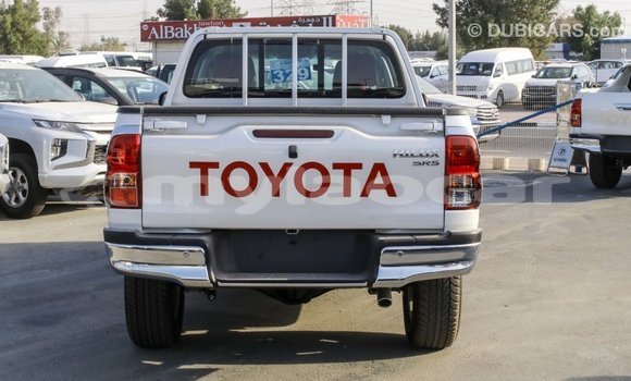 Buy Import Toyota Hilux White Car in Import - Dubai in Attapeu Province Buy Import Toyota Hilux White Car in Import - Dubai in Attapeu Province