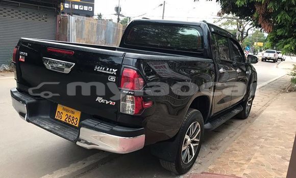 Buy Used Toyota Hilux Black Car in Vientiane in Vientiane Province Buy Used Toyota Hilux Black Car in Vientiane in Vientiane Province