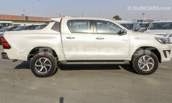 Buy Import Toyota Hilux White Car in Import - Dubai in Attapeu Province Buy Import Toyota Hilux White Car in Import - Dubai in Attapeu Province