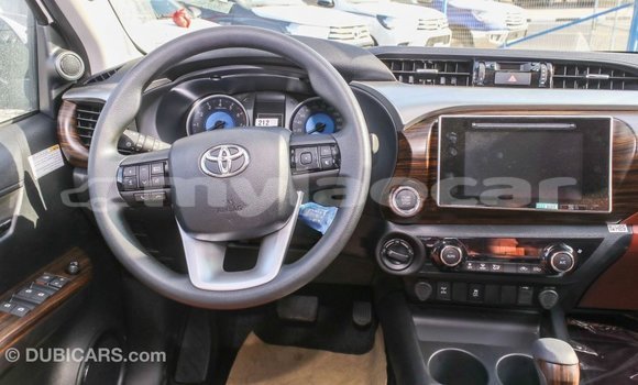 Buy Import Toyota Hilux White Car in Import - Dubai in Attapeu Province Buy Import Toyota Hilux White Car in Import - Dubai in Attapeu Province