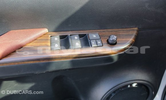 Buy Import Toyota Hilux White Car in Import - Dubai in Attapeu Province Buy Import Toyota Hilux White Car in Import - Dubai in Attapeu Province