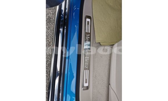 Buy Import Mercedes-Benz 190 (W201) Blue Car in Import - Dubai in Attapeu Province Buy Import Mercedes-Benz 190 (W201) Blue Car in Import - Dubai in Attapeu Province