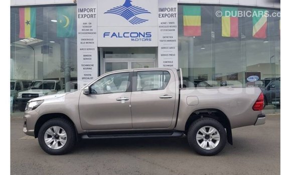 Buy Import Toyota Hilux Brown Car in Import - Dubai in Attapeu Province Buy Import Toyota Hilux Brown Car in Import - Dubai in Attapeu Province