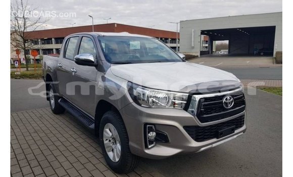 Buy Import Toyota Hilux Brown Car in Import - Dubai in Attapeu Province Buy Import Toyota Hilux Brown Car in Import - Dubai in Attapeu Province