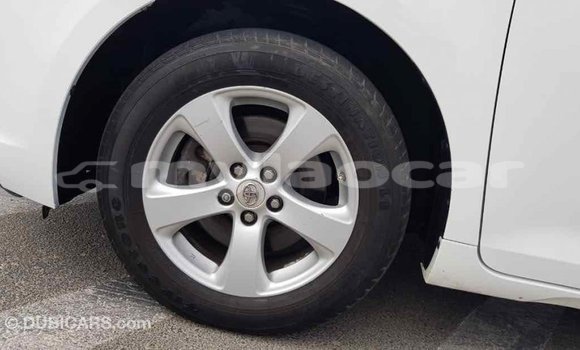 Buy Import Toyota Sienna White Car in Import - Dubai in Attapeu Province Buy Import Toyota Sienna White Car in Import - Dubai in Attapeu Province