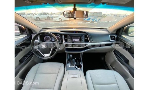 Buy Import Toyota Highlander Other Car in Import - Dubai in Attapeu Province Buy Import Toyota Highlander Other Car in Import - Dubai in Attapeu Province