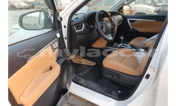 Buy Import Toyota Fortuner White Car in Import - Dubai in Attapeu Province Buy Import Toyota Fortuner White Car in Import - Dubai in Attapeu Province