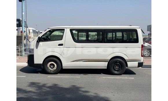 Buy Import Toyota Hiace White Car in Import - Dubai in Attapeu Province Buy Import Toyota Hiace White Car in Import - Dubai in Attapeu Province
