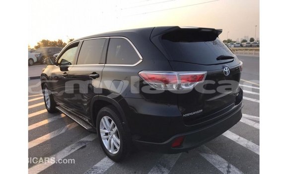 Acheter Import Voiture Toyota Highlander Noir à Import - Dubai, Attapeu Province Acheter Import Voiture Toyota Highlander Noir à Import - Dubai, Attapeu Province