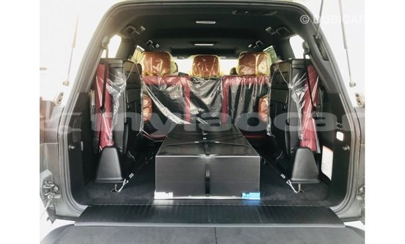 Buy Import Lexus LX White Car in Import - Dubai in Attapeu Province Buy Import Lexus LX White Car in Import - Dubai in Attapeu Province
