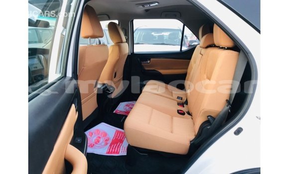 Buy Import Toyota Fortuner White Car in Import - Dubai in Attapeu Province Buy Import Toyota Fortuner White Car in Import - Dubai in Attapeu Province