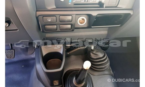 Buy Import Toyota Land Cruiser White Car in Import - Dubai in Attapeu Province Buy Import Toyota Land Cruiser White Car in Import - Dubai in Attapeu Province