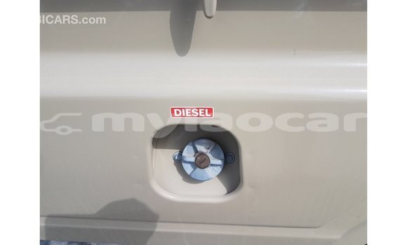 Buy Import Toyota Land Cruiser Beige Car in Import - Dubai in Attapeu Province Buy Import Toyota Land Cruiser Beige Car in Import - Dubai in Attapeu Province