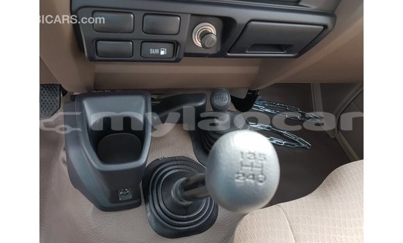 Buy Import Toyota Land Cruiser Beige Car in Import - Dubai in Attapeu Province Buy Import Toyota Land Cruiser Beige Car in Import - Dubai in Attapeu Province