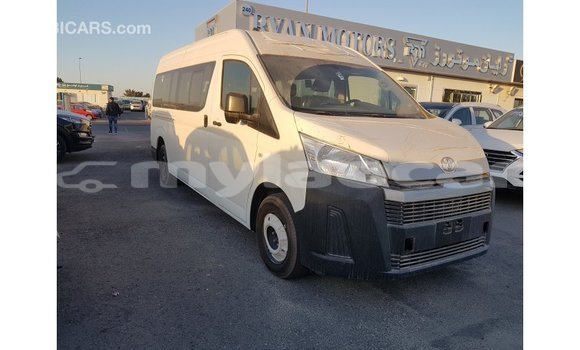 Buy Import Toyota Hiace White Car in Import - Dubai in Attapeu Province Buy Import Toyota Hiace White Car in Import - Dubai in Attapeu Province