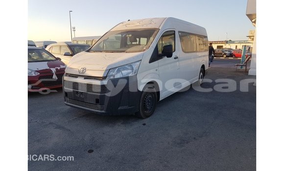 Buy Import Toyota Hiace White Car in Import - Dubai in Attapeu Province Buy Import Toyota Hiace White Car in Import - Dubai in Attapeu Province