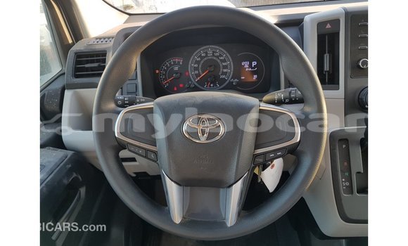 Buy Import Toyota Hiace White Car in Import - Dubai in Attapeu Province Buy Import Toyota Hiace White Car in Import - Dubai in Attapeu Province