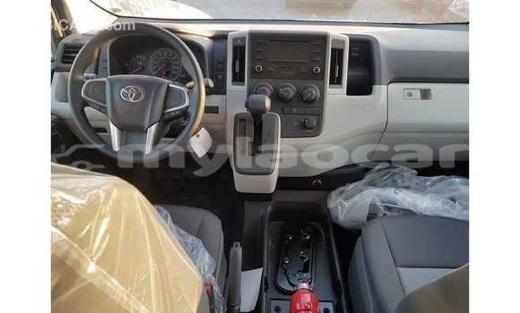 Buy Import Toyota Hiace White Car in Import - Dubai in Attapeu Province Buy Import Toyota Hiace White Car in Import - Dubai in Attapeu Province