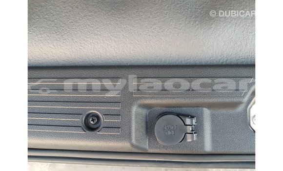 Buy Import Toyota Hiace White Car in Import - Dubai in Attapeu Province Buy Import Toyota Hiace White Car in Import - Dubai in Attapeu Province