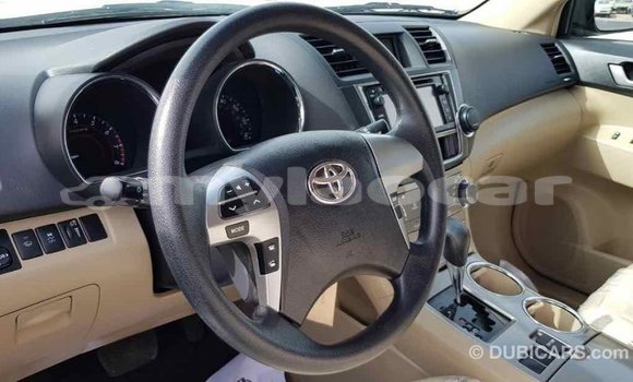 Buy Import Toyota Highlander Black Car in Import - Dubai in Attapeu Province Buy Import Toyota Highlander Black Car in Import - Dubai in Attapeu Province