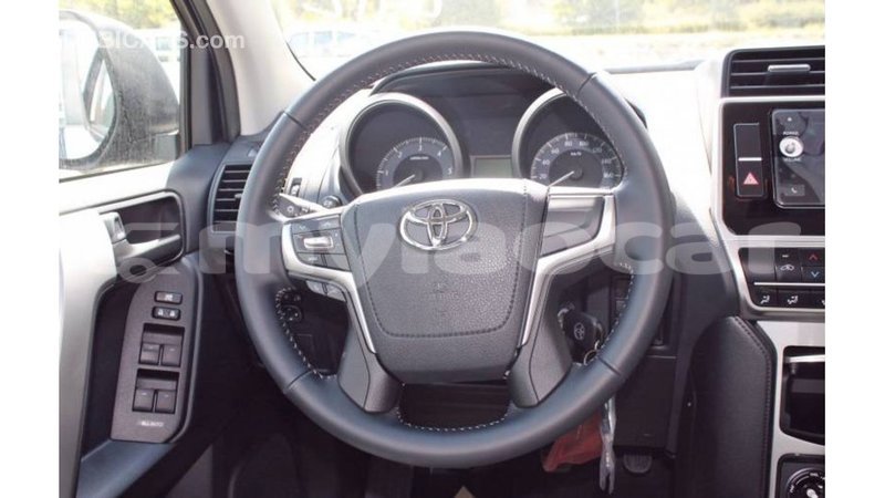 Big with watermark toyota hilux attapeu province import dubai 3136