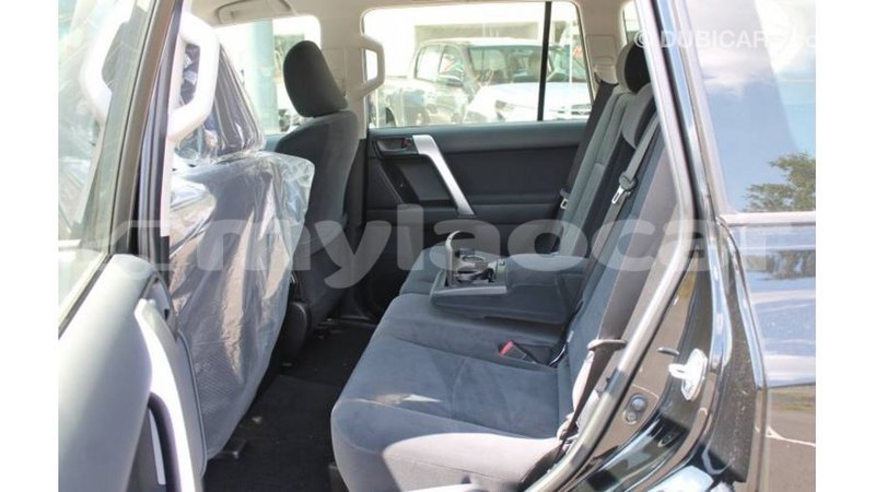 Big with watermark toyota hilux attapeu province import dubai 3136