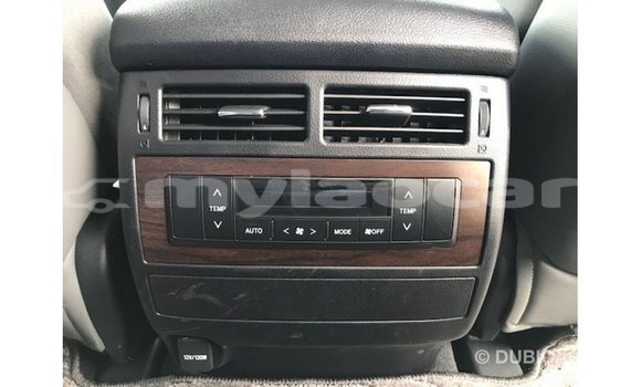 Buy Import Toyota Land Cruiser White Car in Import - Dubai in Attapeu Province Buy Import Toyota Land Cruiser White Car in Import - Dubai in Attapeu Province