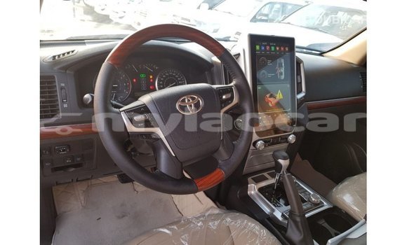 Buy Import Toyota Land Cruiser Other Car in Import - Dubai in Attapeu Province Buy Import Toyota Land Cruiser Other Car in Import - Dubai in Attapeu Province