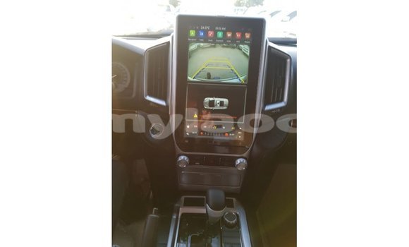 Buy Import Toyota Land Cruiser Other Car in Import - Dubai in Attapeu Province Buy Import Toyota Land Cruiser Other Car in Import - Dubai in Attapeu Province