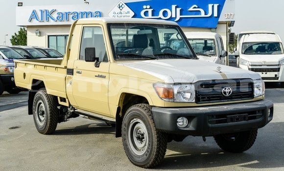 Buy Import Toyota Land Cruiser Beige Car in Import - Dubai in Attapeu Province Buy Import Toyota Land Cruiser Beige Car in Import - Dubai in Attapeu Province