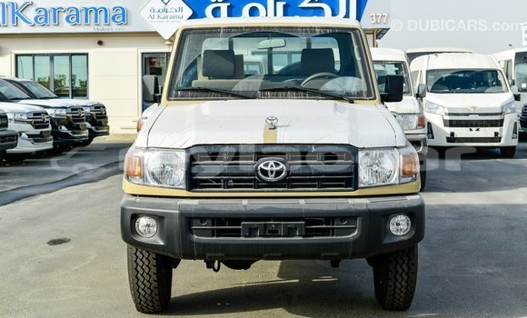 Buy Import Toyota Land Cruiser Beige Car in Import - Dubai in Attapeu Province Buy Import Toyota Land Cruiser Beige Car in Import - Dubai in Attapeu Province