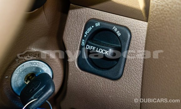 Buy Import Toyota Land Cruiser Beige Car in Import - Dubai in Attapeu Province Buy Import Toyota Land Cruiser Beige Car in Import - Dubai in Attapeu Province
